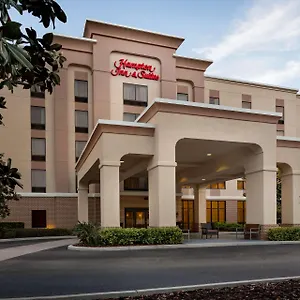 *** Hotel Hampton & United States